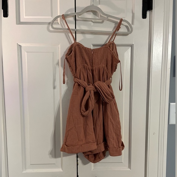 Mauve romper - Picture 2 of 2